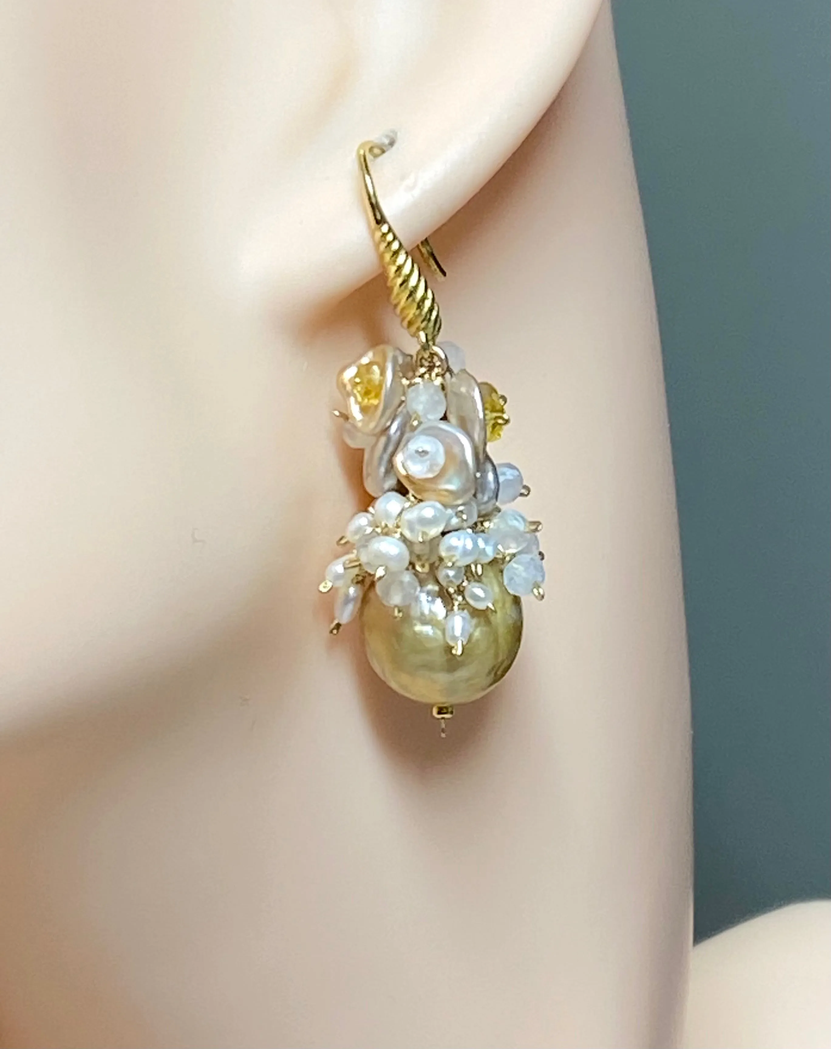 Baroque Pond Slime Pearl Cluster Earring with Yellow Sapphires