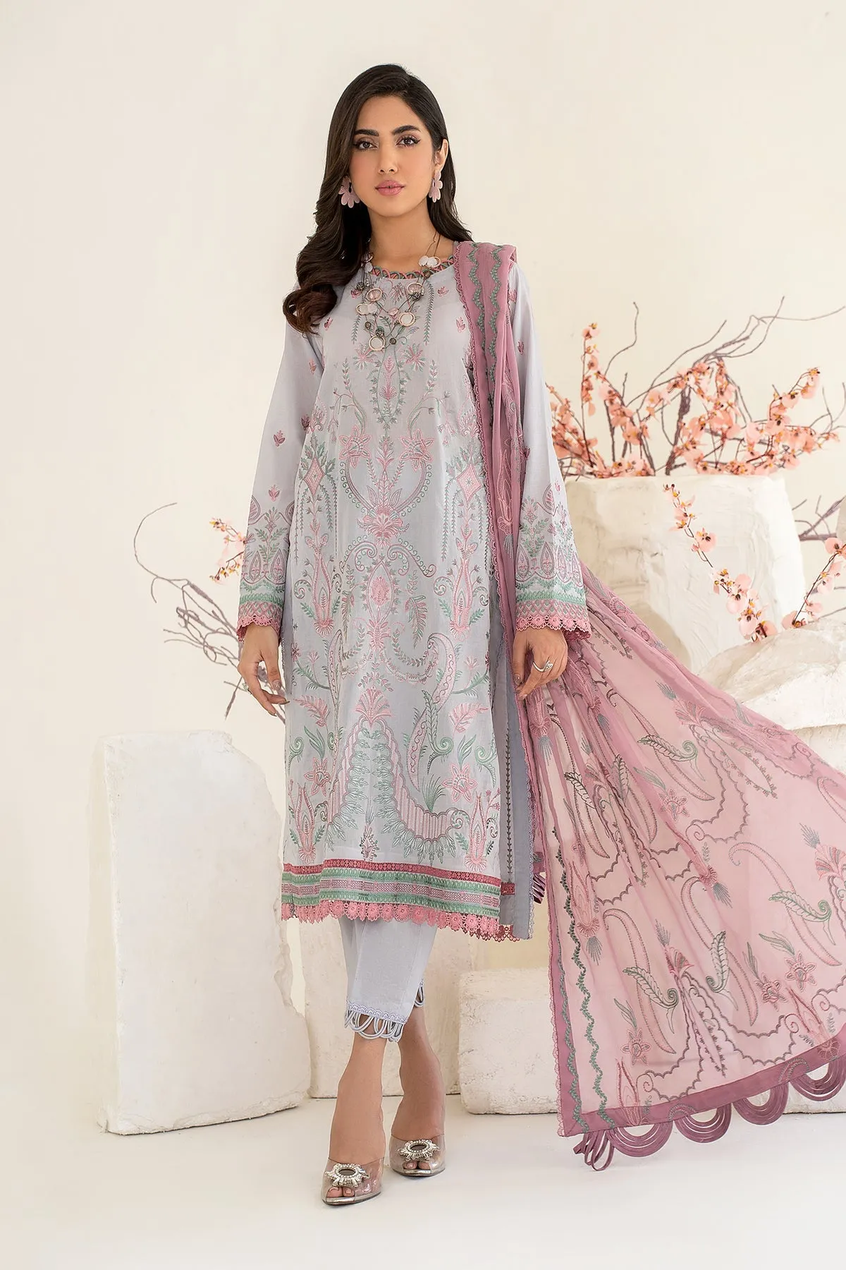 Classic Embroidered Grey Pakistani Salwar Kameez Dupatta Salwar Suit