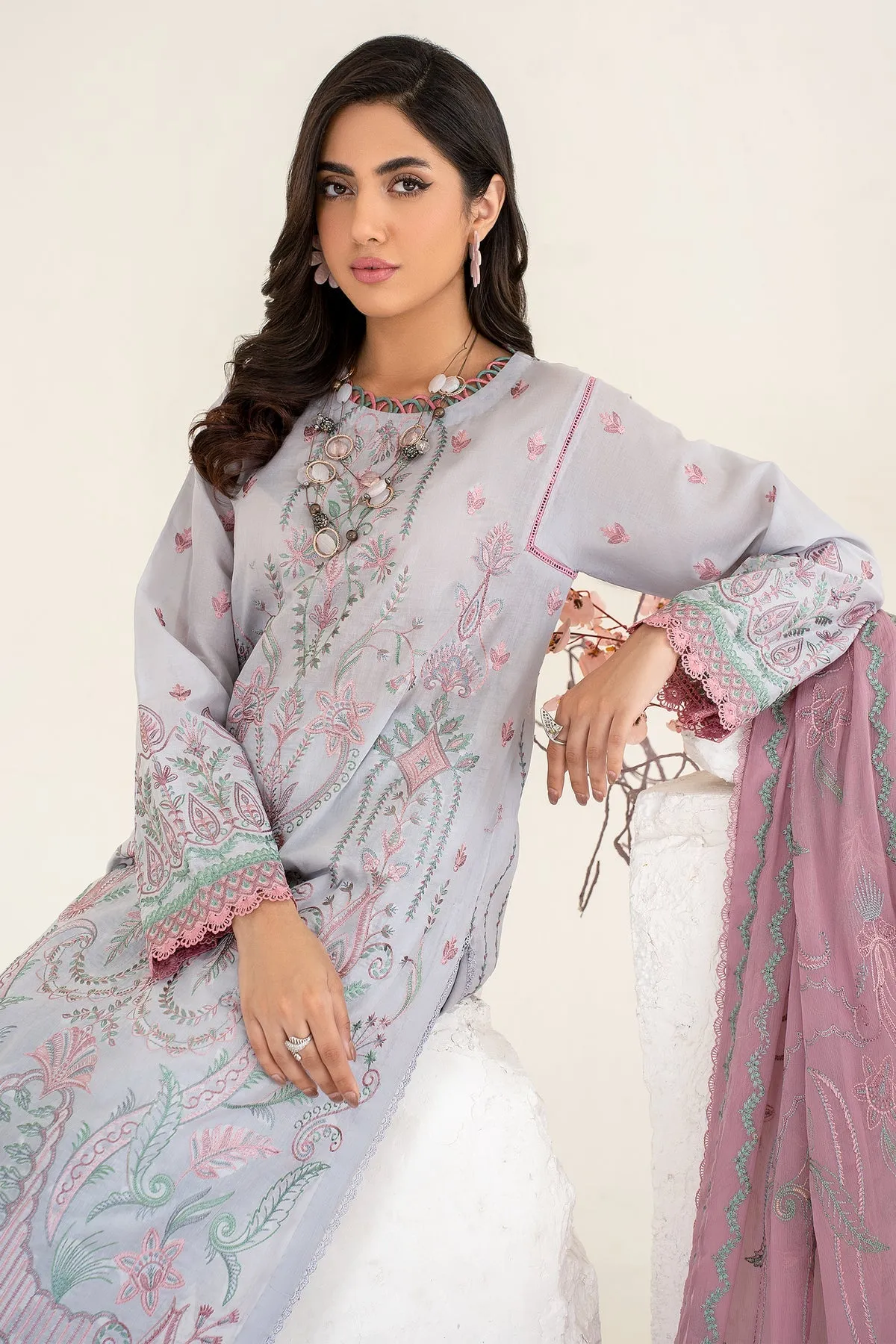 Classic Embroidered Grey Pakistani Salwar Kameez Dupatta Salwar Suit