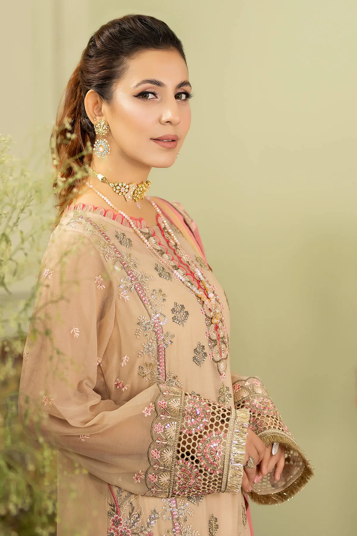 Embroidered Chiffon Pakistani Salwar Kameez and Dupatta