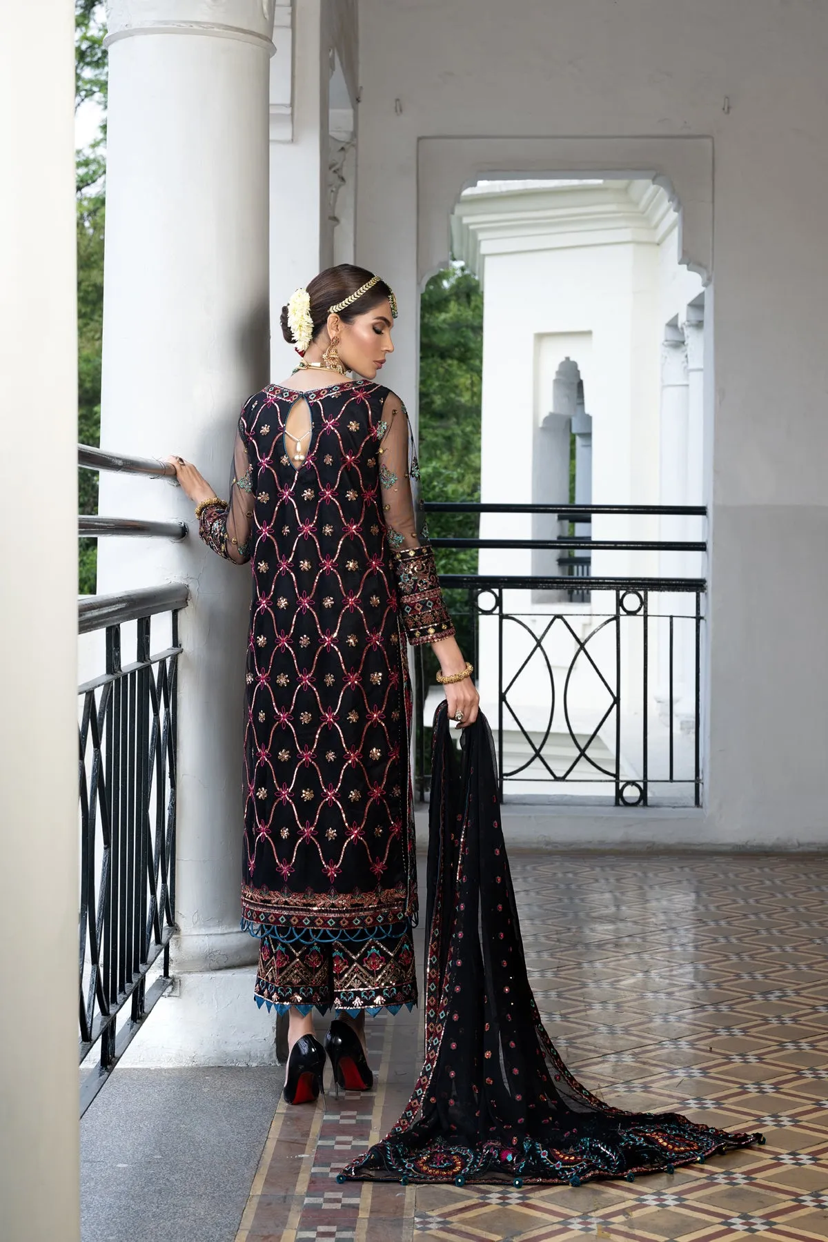 Kameez Trouser Dupatta Black Pakistani Wedding Dress