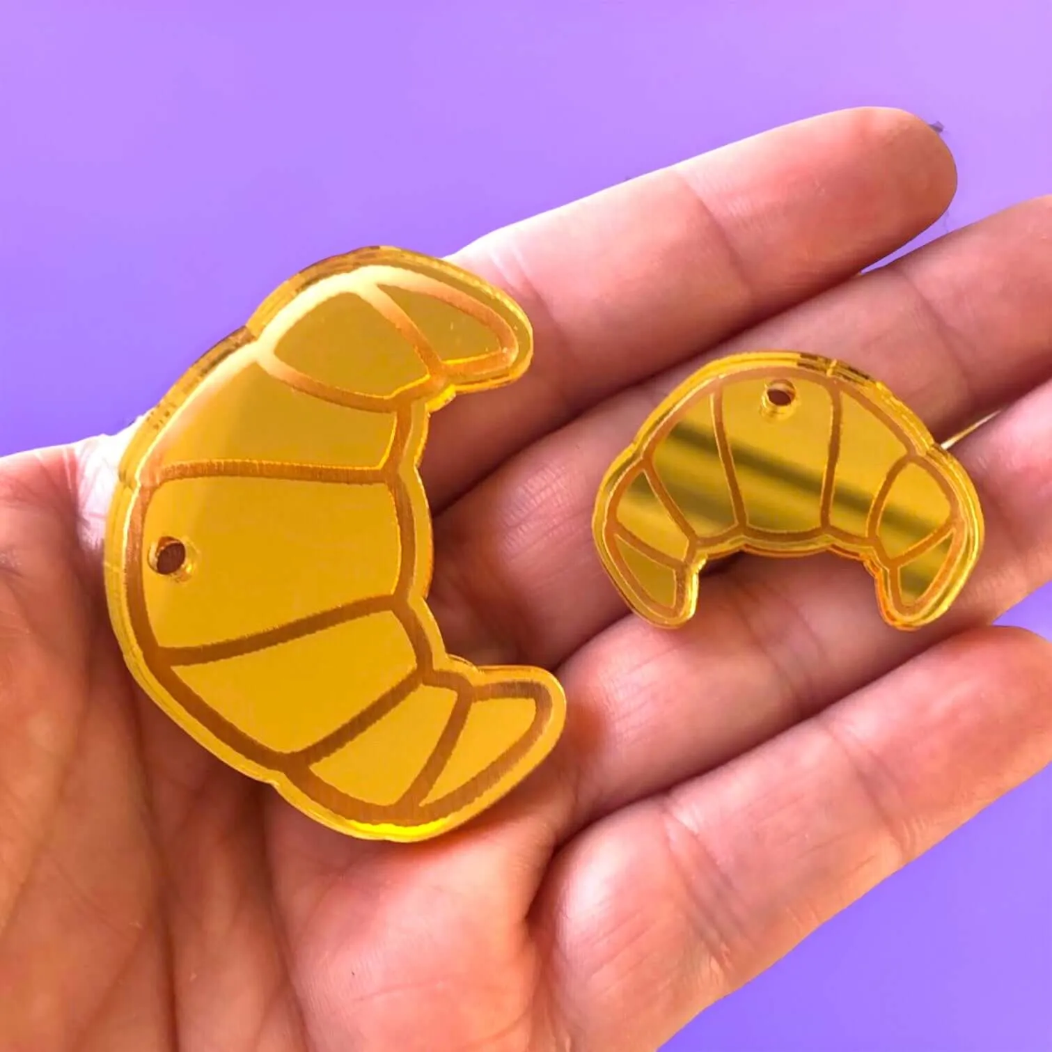 Lé Croissant - 3 sizes