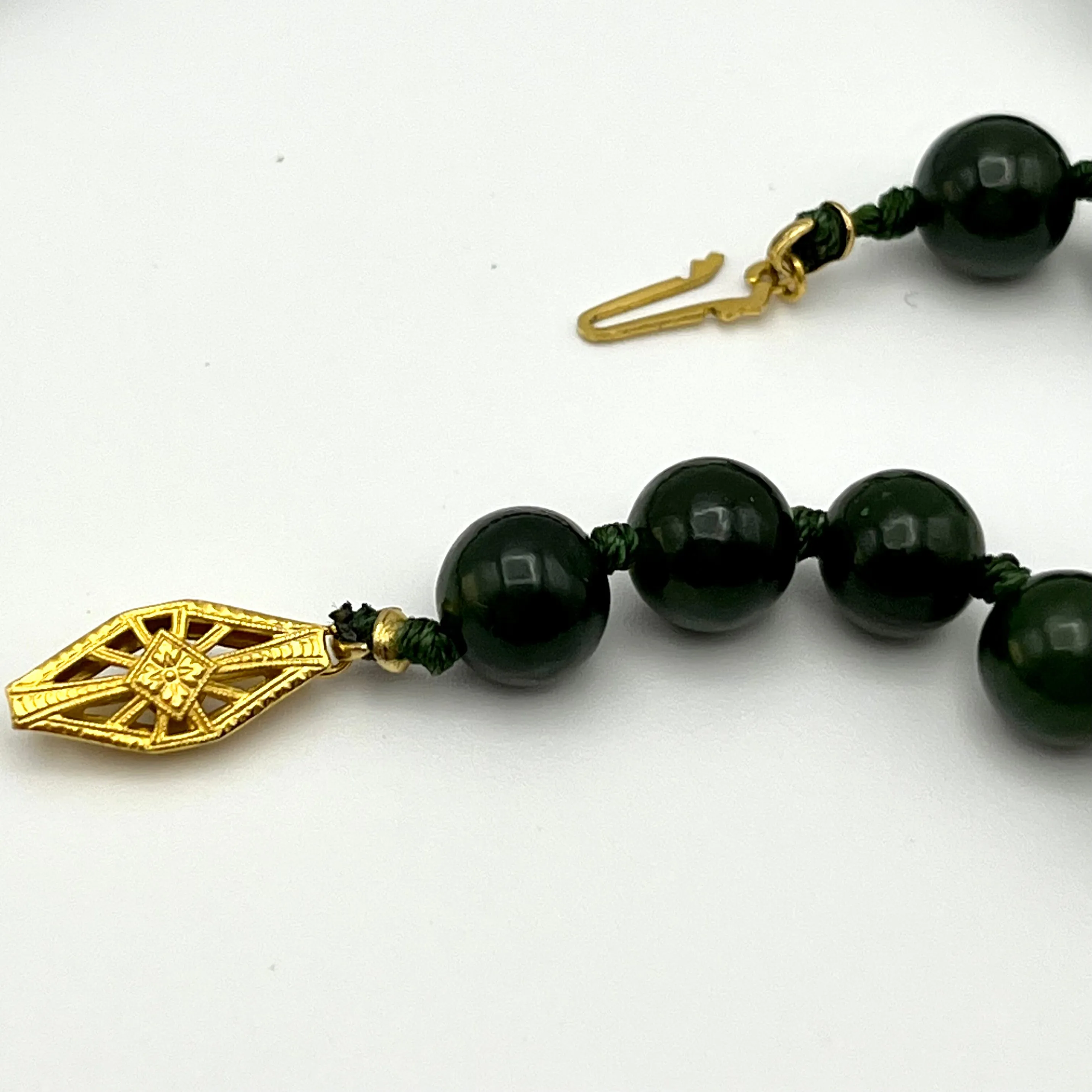 Late 40s/ Early 50s Hand Knotted Glass Bead Necklace