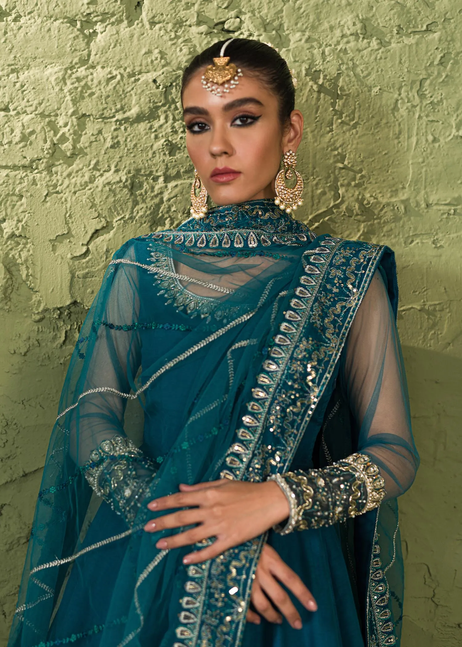 Luxury Teal Blue Pakistani Wedding Dress in Long Pishwas and Dupatta