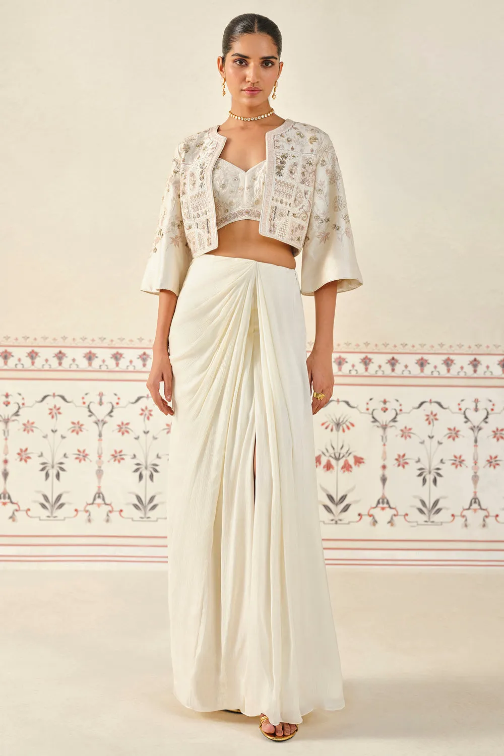 Mesnata Embroidered Skirt Set - Ivory