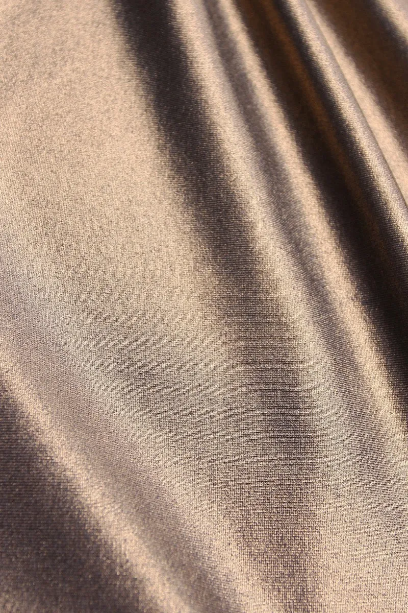 Metallic Sleek Nageur