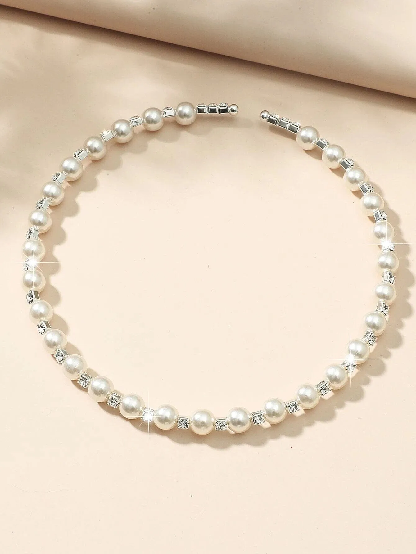 No Lock Silver Wire Tension Necklace, Bridal Minimalist Rhinestone and Pearl Flex Wire Choker Necklace