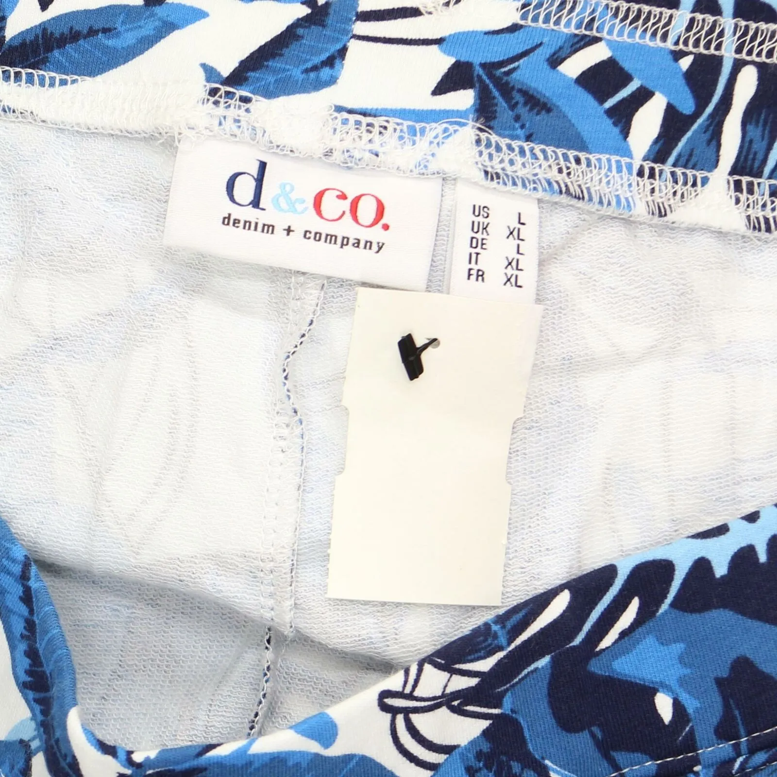 NWT Denim & Co. Womens Printed French Terry Crop Pants. A376874 M