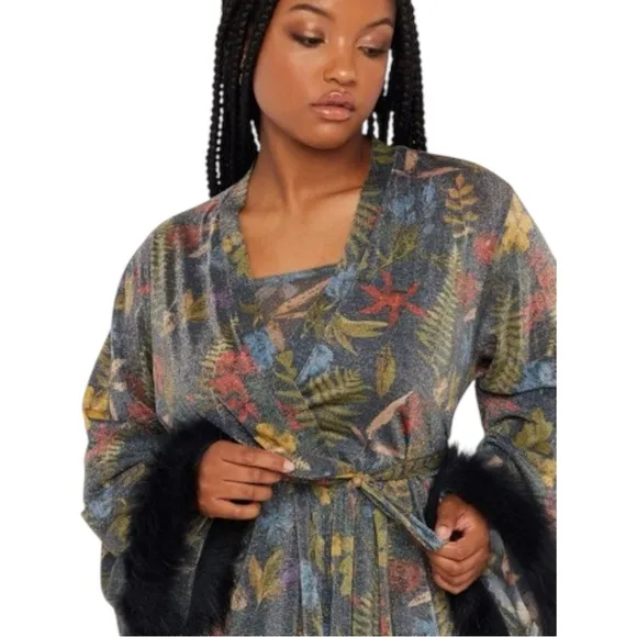 Savage X Fenty Trophy Wife Robe Metallic Island Print Sleeves Faux Fur Size M/L