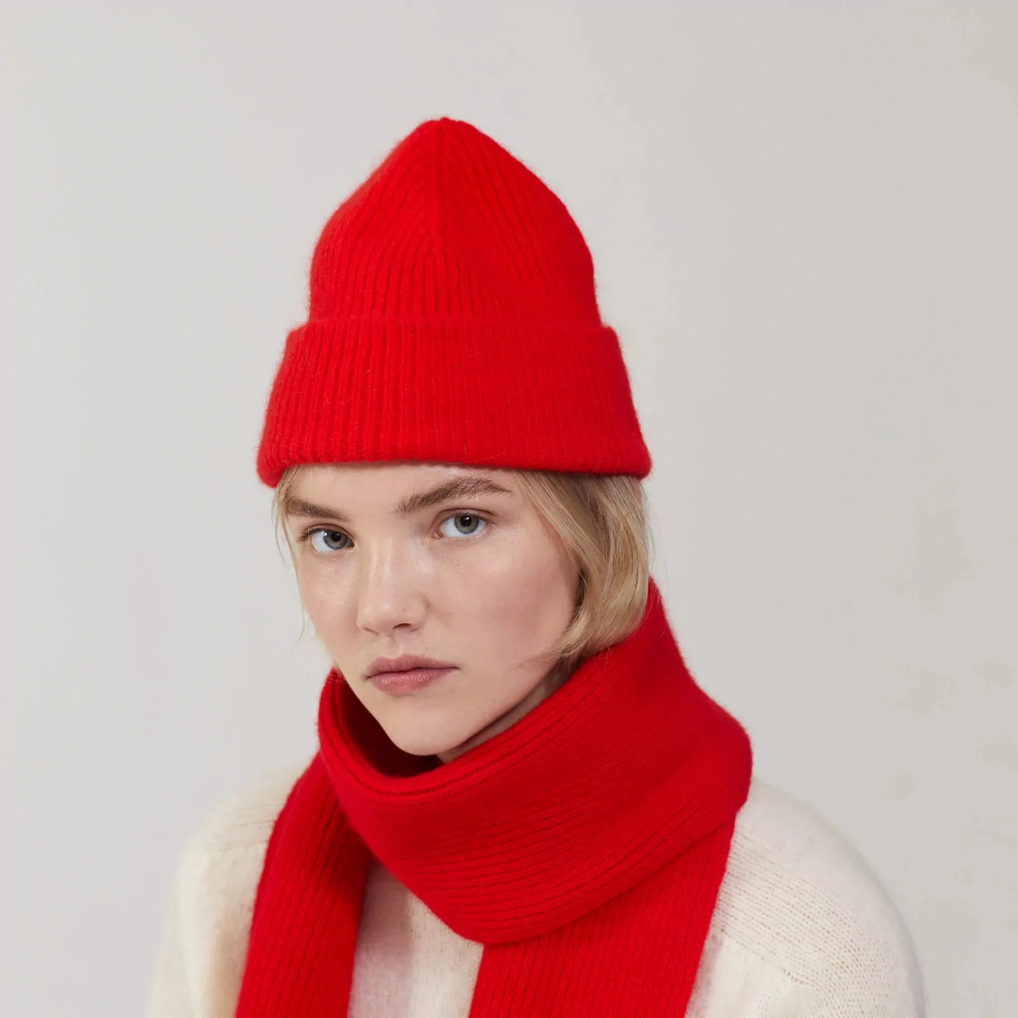 Scarves, Crimson