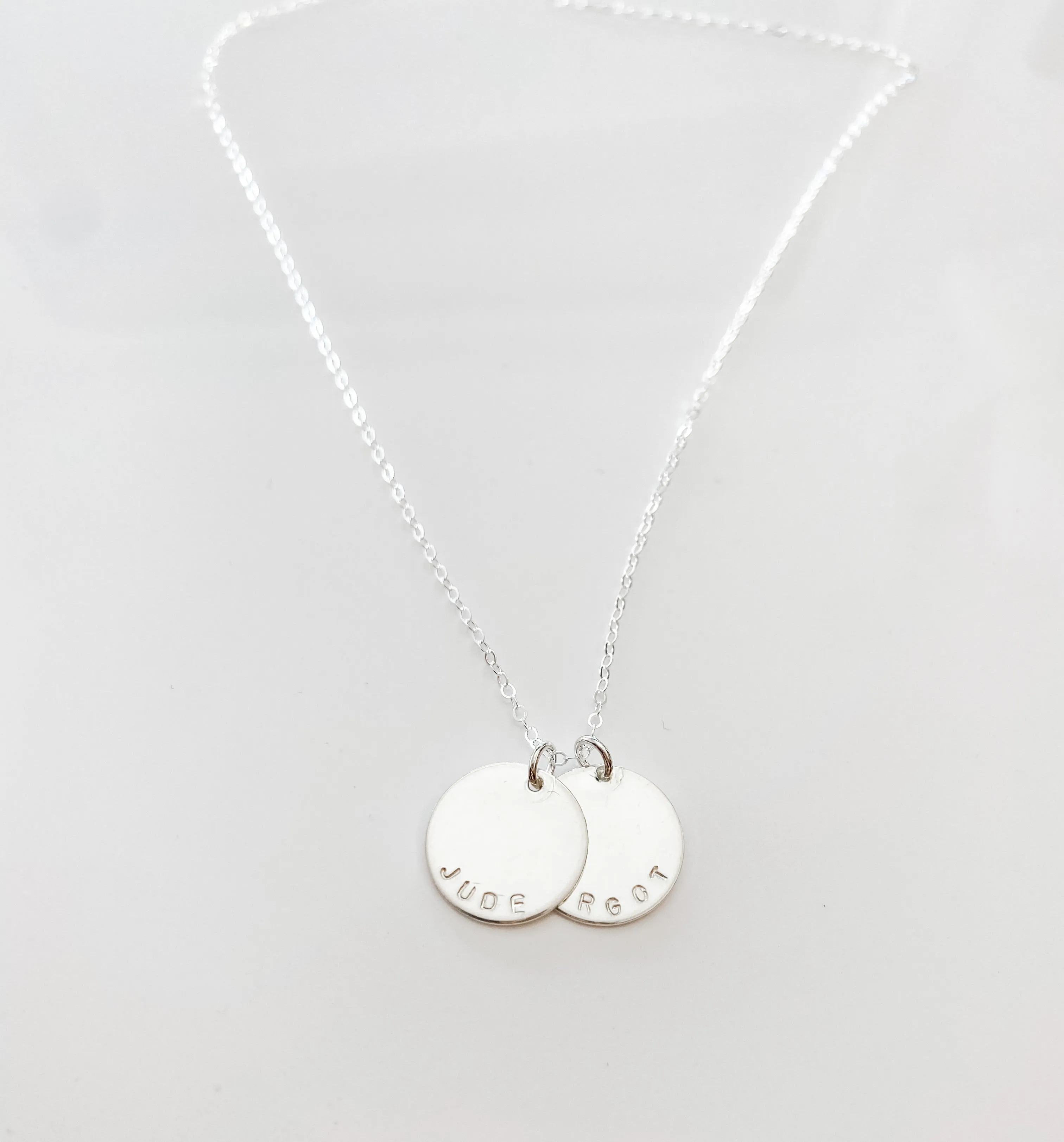 SILVER MEDIUM DANI DISC NECKLACE