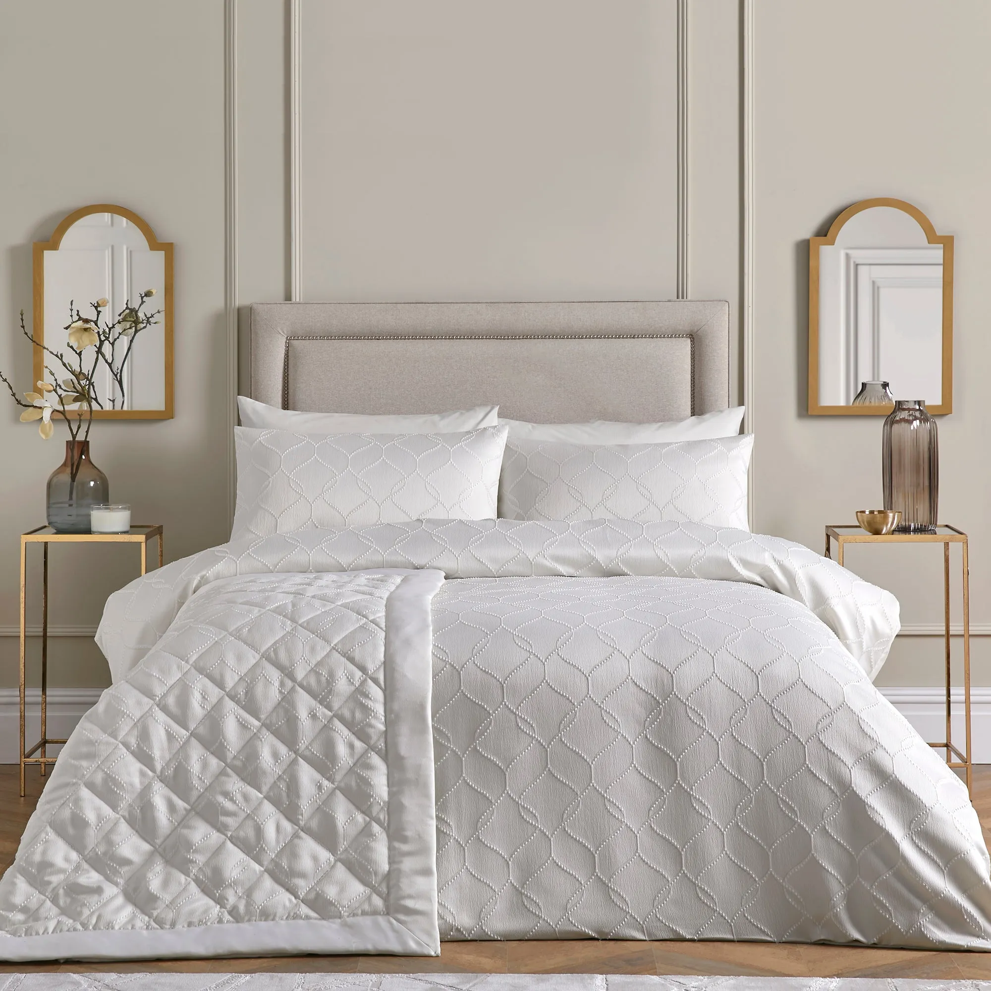 Soiree Montez Duvet Cover Set - Ivory