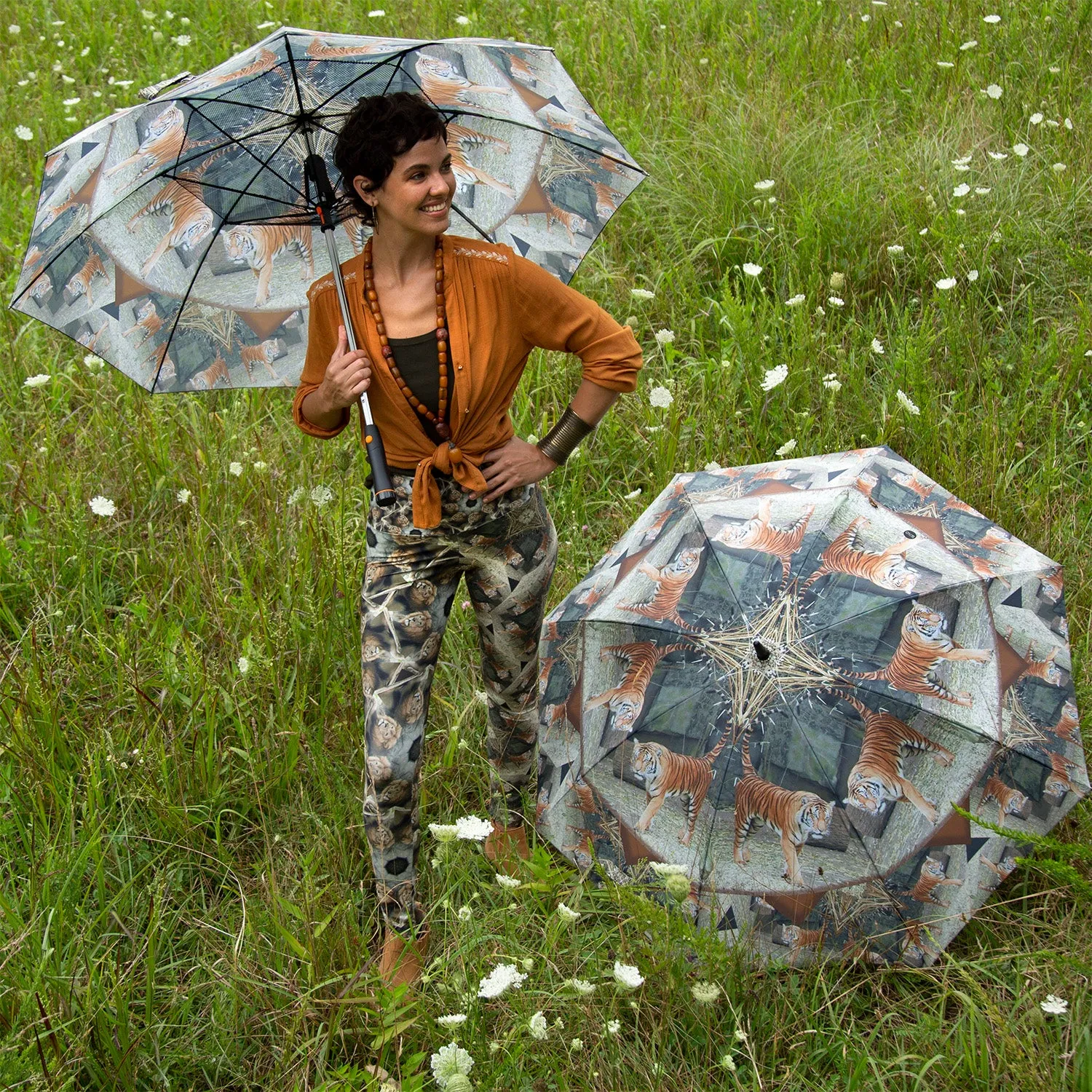 Terrance Tiger - Zoo Fan Umbrella
