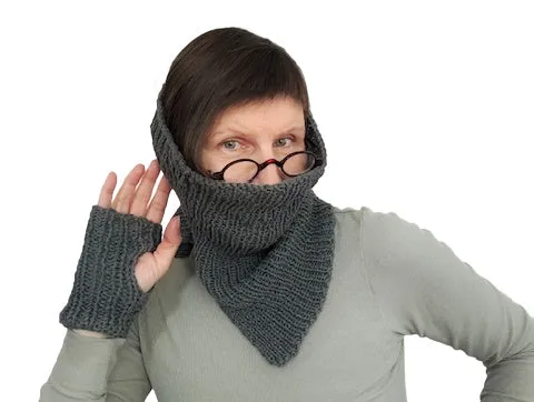 Thornley cowl & mitten set