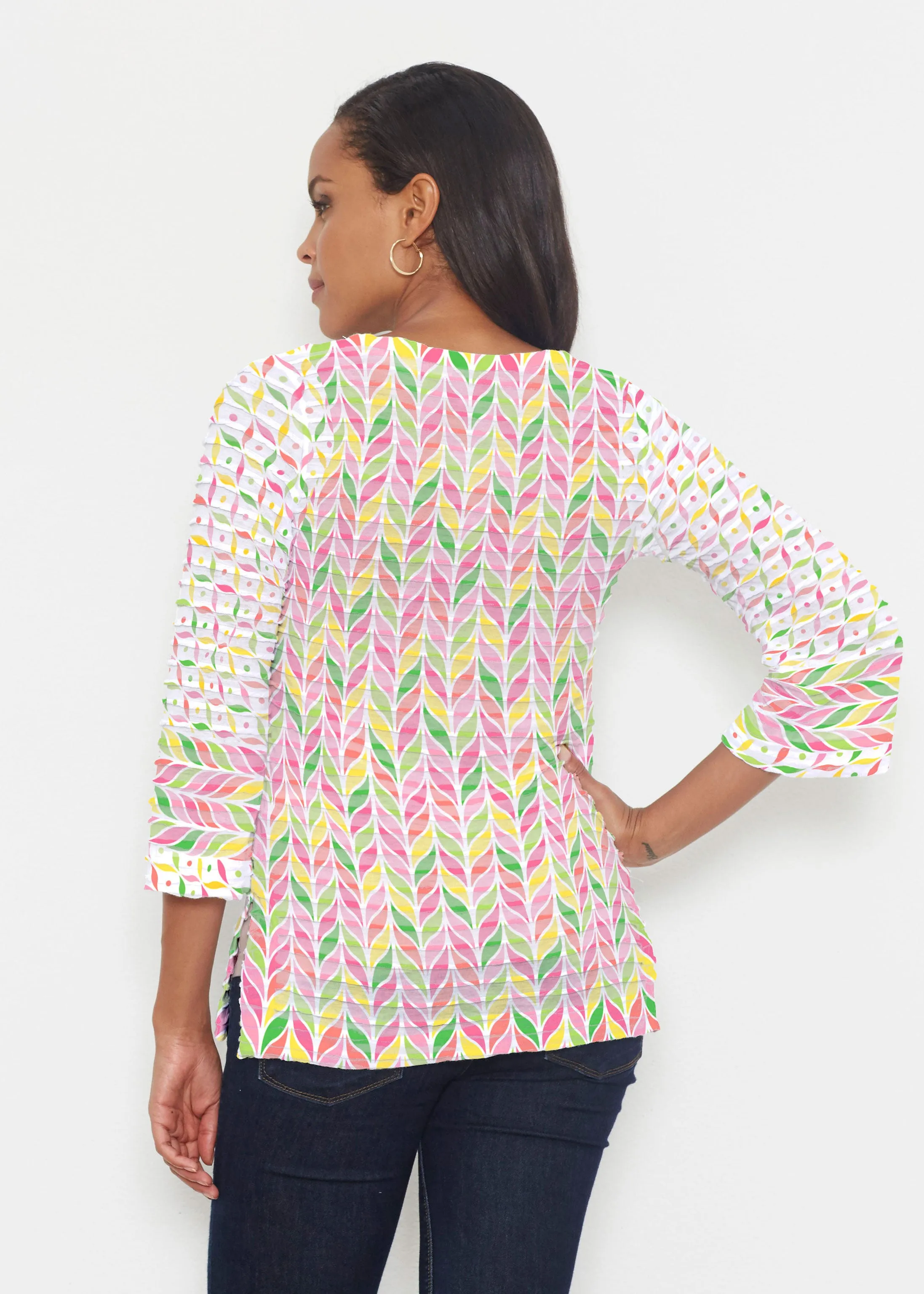 Tutti Fruitti (8036) ~ Banded 3/4 Bell-Sleeve V-Neck Tunic