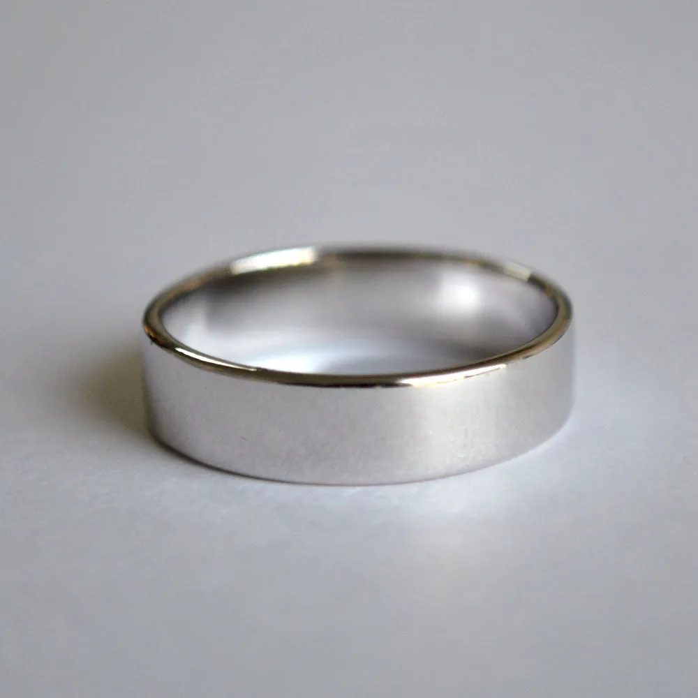Unisex Solid Gold Wedding Band