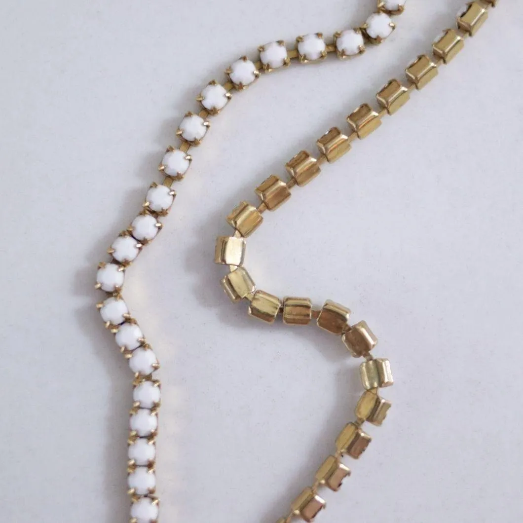 Vintage Milk Glass Rhinestone Single Strand Necklace